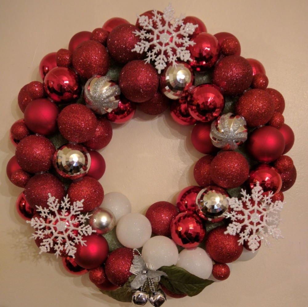 Handmade bulb wreath.